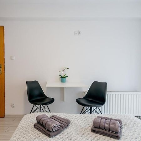 Апартаменти Studio I Pokoje I Pokoje Z Lazienkami Гданськ Екстер'єр фото